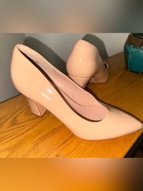 Elegant Blush Patent Block Heel Pumps